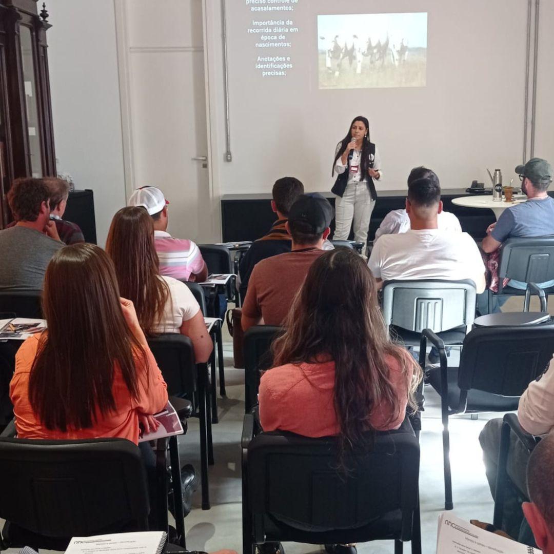Curso da ANC explora registro genealógico e técnicas avançadas de melhoramento - Imagem